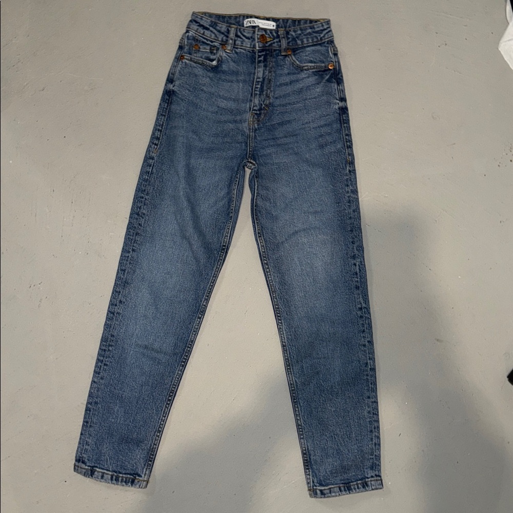 Zara Jeans